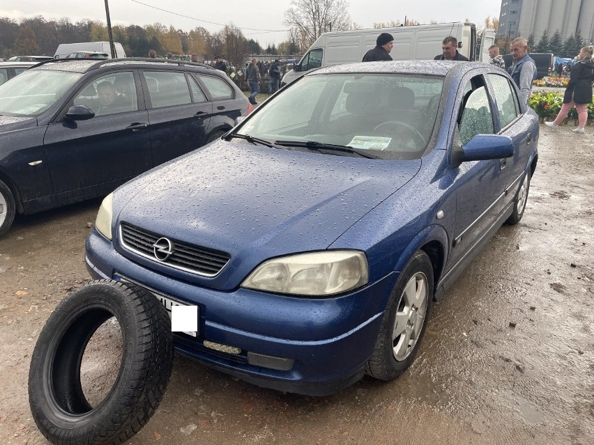 Opel Astra, pojemność silnika 1,7, rok produkcji 2001, opony...