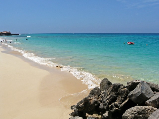Jedna z rajskich plaż na Wyspach Zielonego Przylądka