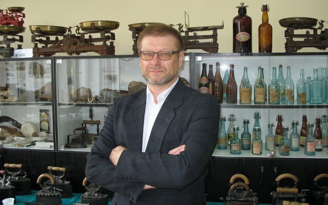 Kraśniczanin ma w swoich zbiorach m.in. największą w Polsce kolekcję lubelskich przedwojennych wag. Przejdź do galerii
