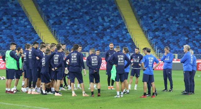 Mecz Polska – Włochy. Trening reprezentacji Italii w blasku jupiterów Stadionu Śląskiego