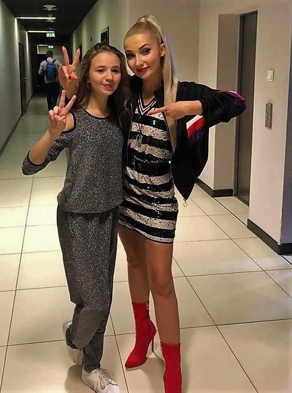 13-letnia Ania Dąbrowska z Wesołej i 14-letni Adrian Bałucki z Jasła w finale "The Voce Kids"