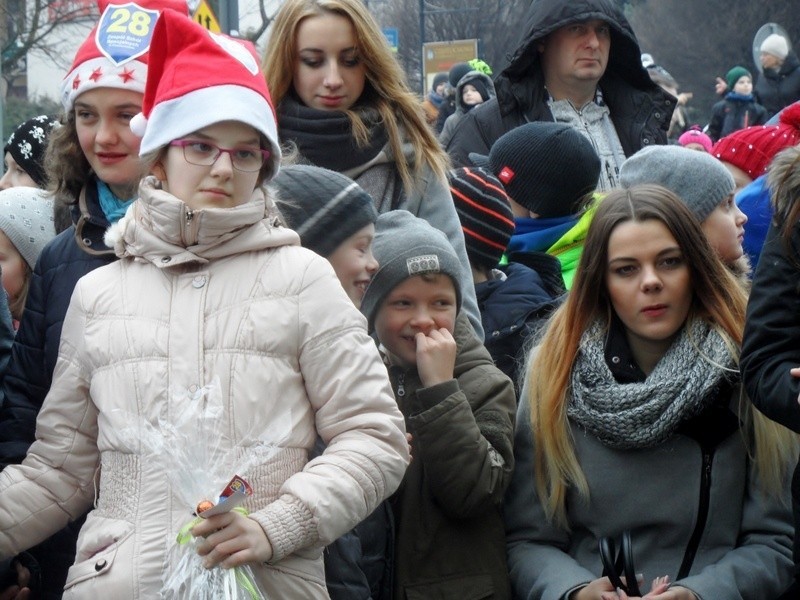 Święty Mikołaj spotkał się z dziećmi z częstochowskich szkół...