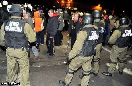 Protest "mrówek" w Medyce, interweniowała policja
