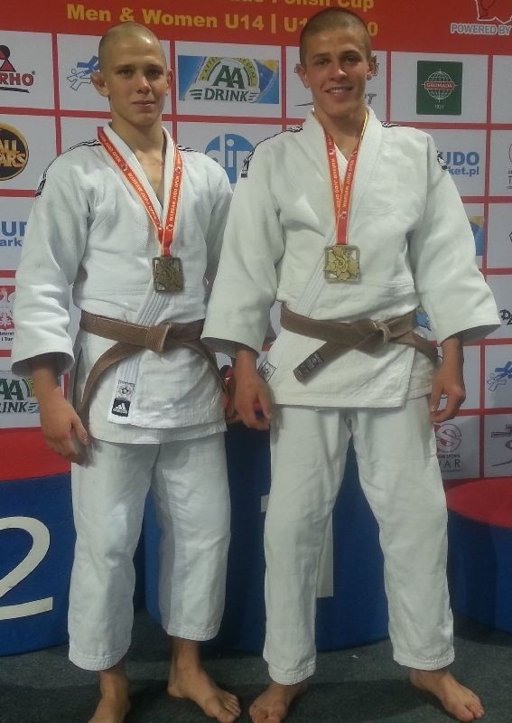 Damian Stępień (z prawej) był rewelacją XV Warsaw Judo Open. "Złoto&#8221; w pięknym stylu zdobył też Mateusz Garbacz (z lewej).   