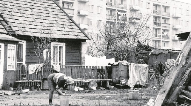 Kontrasty urbanistyczne na osiedlu Antoniuk w Białymstoku - koniec lat 80.