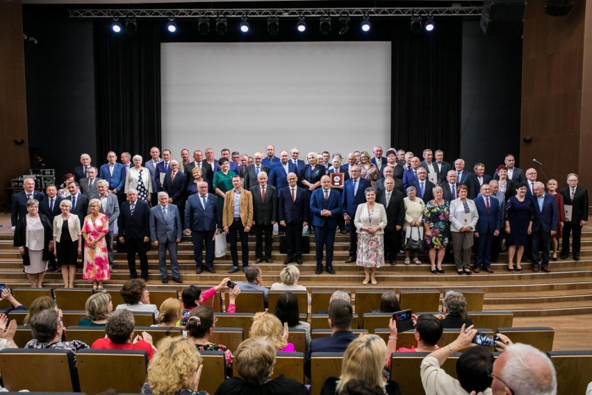 6 sołtysów z powiatu tucholskiego odebrało podziękowania od...