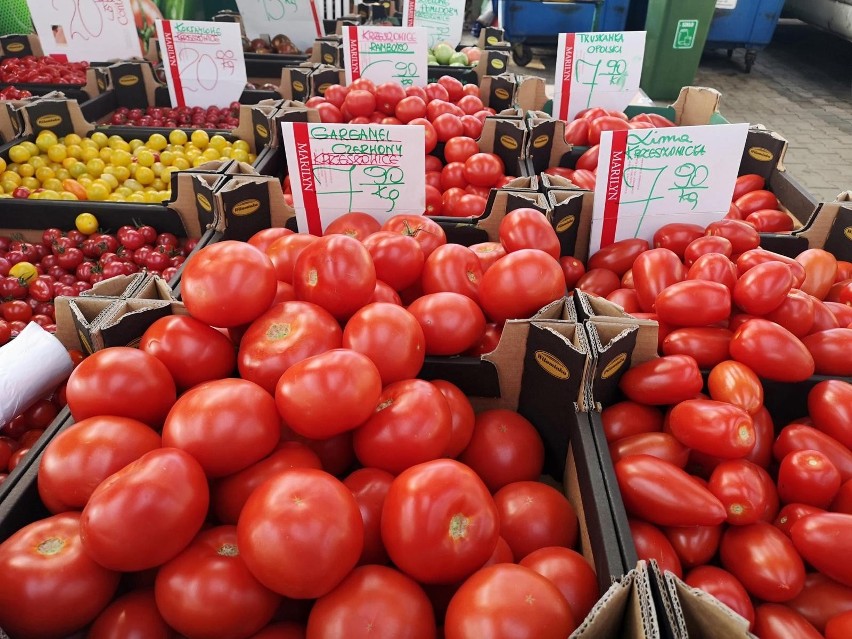 Pomidory to prawdziwa bomba witaminowa. Stanowią bogate...