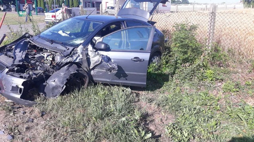 Wypadek dwóch samochodów osobowych w Radzanowie.
