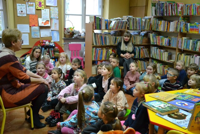 Miejska Biblioteka Publiczna w Lipnie zorganizowała Dzień Pluszowego Misia