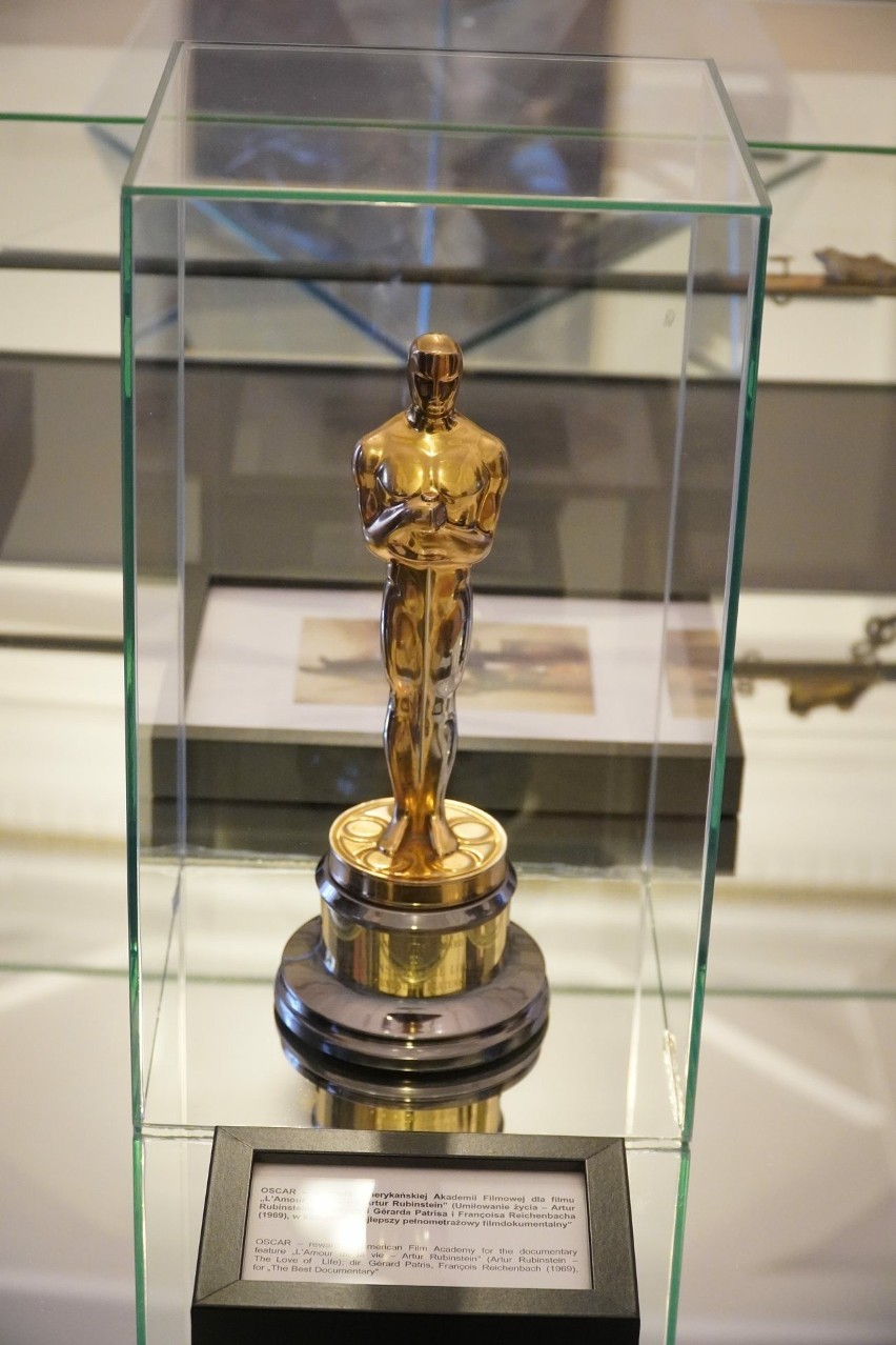 Oryginalne statuetki Oscarów można zobaczyć w łódzkich muzeach WIDEO