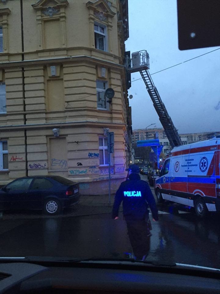 Pożar w Szczecinie. Jedna osoba nie żyje, 10 ewakuowano