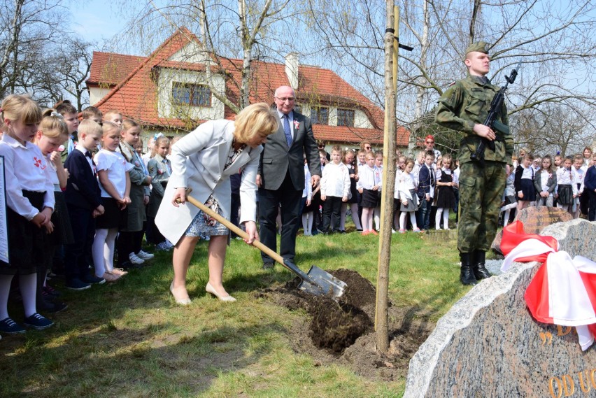 W Szkole Podstawowej odbyła się uroczystość patriotyczna...