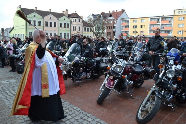 W sobotę w Bytowie odbyło się uroczyste otwarcie sezonu motocyklowego.