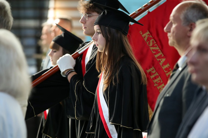 Srebrny jubileusz Samorządowego Liceum Ogólnokształcącego imienia Norwida w Stalowej Woli