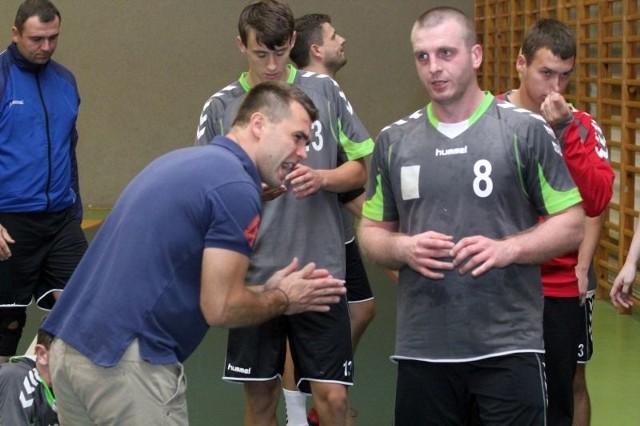 Kolejne spotkanie podopiecznych trenera Radosława Żebrowskiego nie doszło do skutku.