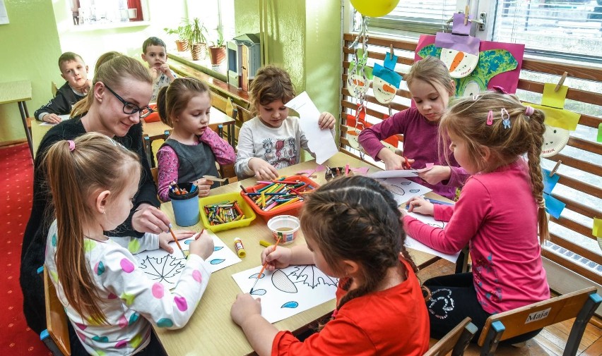 Po feriach zaczną się zapisy do przedszkoli i pierwszych...