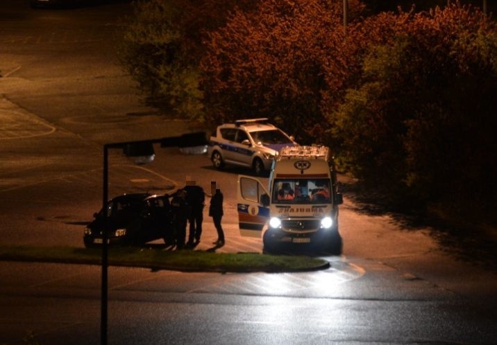 - W samochodzie stojącym na parkingu Tesco na Widzewie...