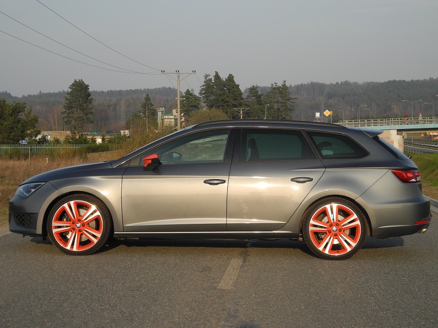 Seat Leon Cupra ST...