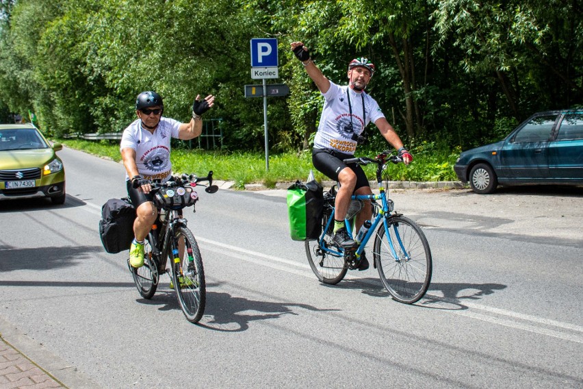 Zakopane. Przejechali 600 kilometrów, by uczcić pamięć o Kasprowiczu