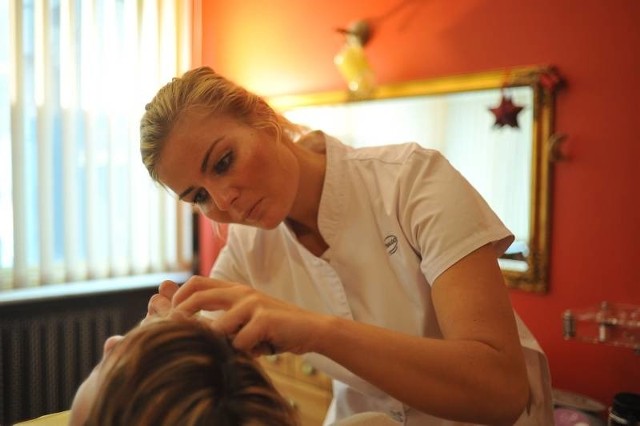 Agnieszka Cioroch od dwóch lat prowadzi własny salon kosmetyczny. W przyszłości chciałaby pogodzić pracę z rodziną.
