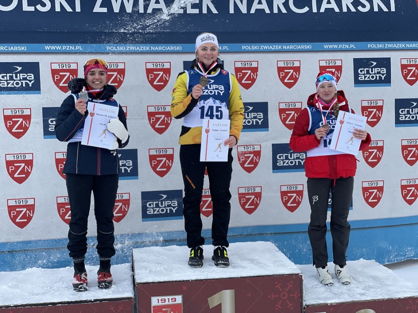 Sukcesy tomaszowskich narciarek biegowych w mistrzostwach Polski seniorów. Zobacz zdjęcia