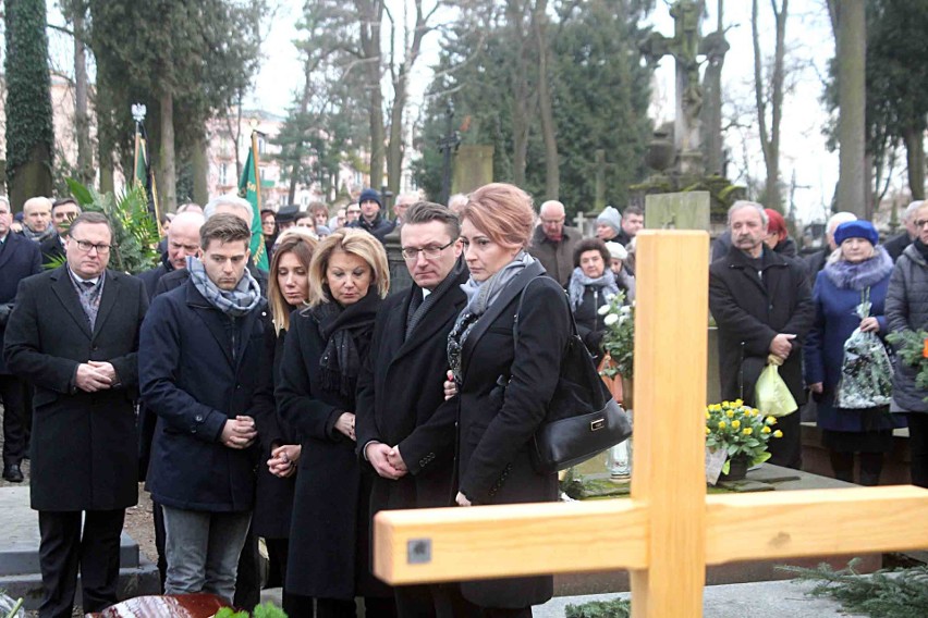 Lublin: Pogrzeb prof. Henryka Ciocha. Odszedł wybitny prawnik, dzielny kolega (ZDJĘCIA)