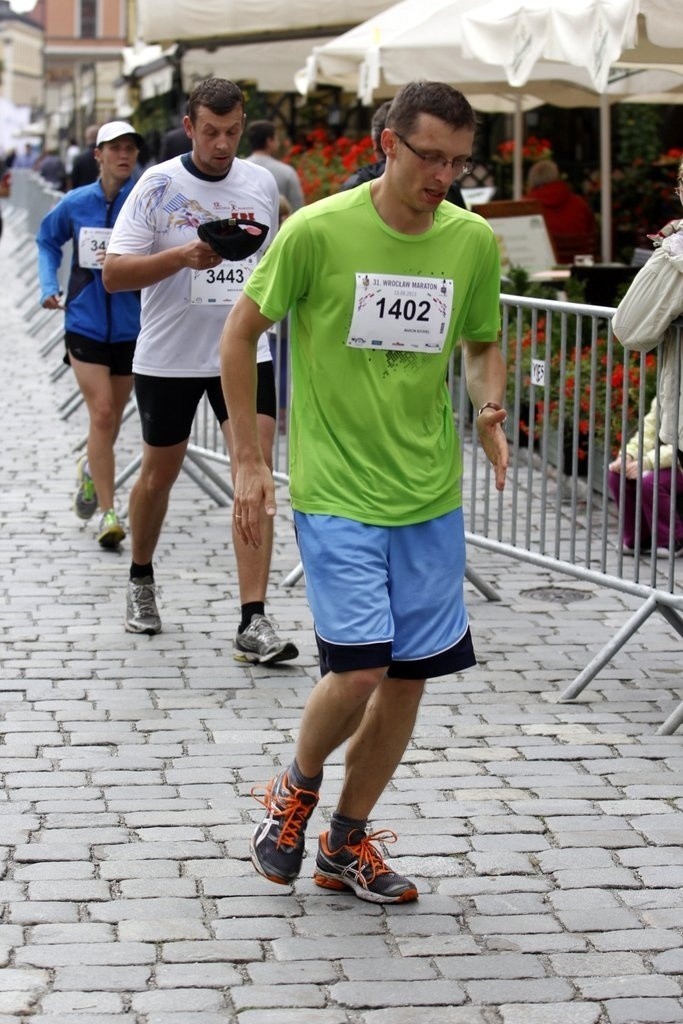 Maraton Wrocław - ZDJĘCIA - zawodnicy z numerami 1401 - 1600