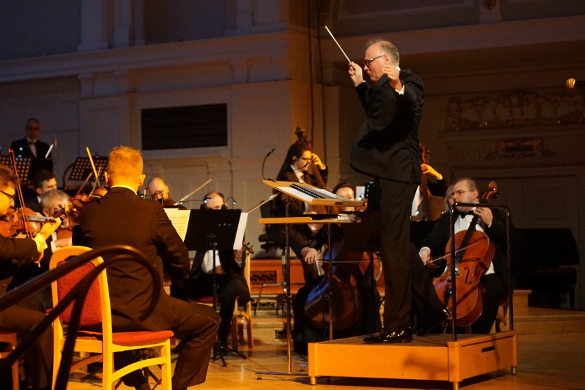 Orkiestra Collegium F pod batutą Marcina Sompolińskiego