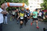 Bieg 12-godzinny w Rudzie Śląskiej ZDJĘCIA Ultramaratończycy rywalizują na ulicach Nowego Bytomia. Będą biegać do niedzieli rano