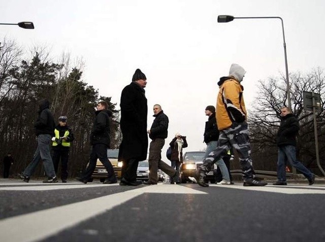 Hodowcy w poniedziałek ok. godz. 10 mają zablokować krajową ósemkę w centrum Suchowoli.