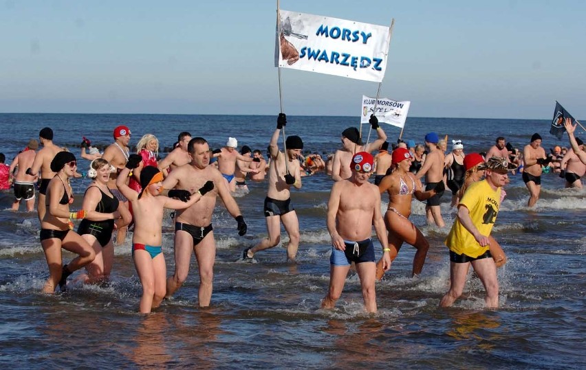 8. Zlot Morsów w Mielnie 2011. Niedzielna kąpiel