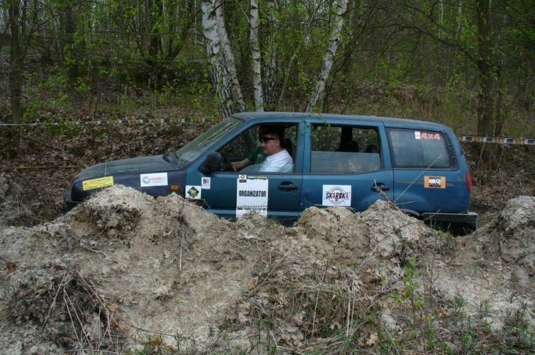 W Skarbce koło Bałtowa powstał profesjonalny tor off roadowy...