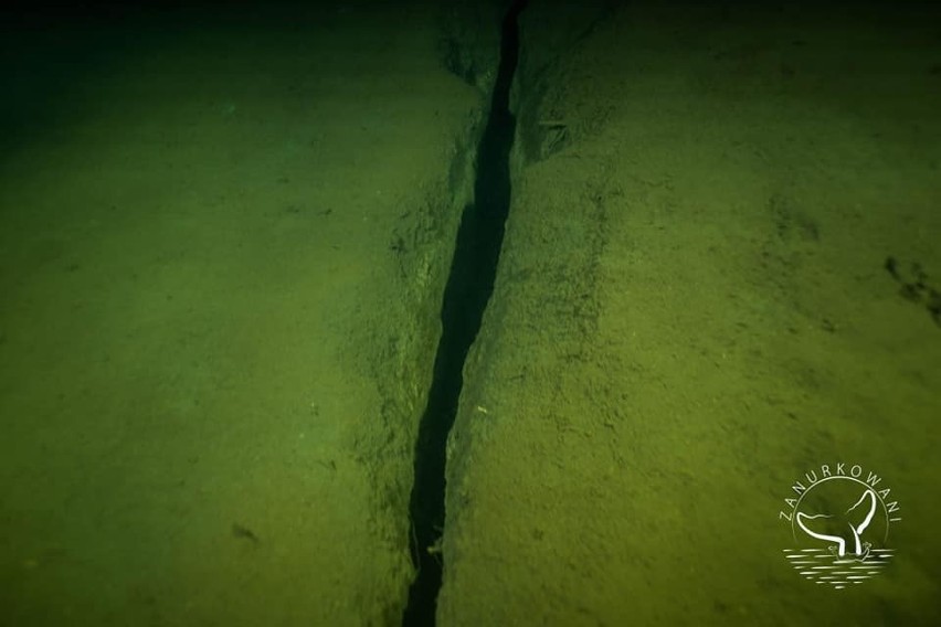 "Zanurkowani" sfilmowali tektoniczne szczeliny w dnie jeziora Ińsko ZDJĘCIA, WIDEO