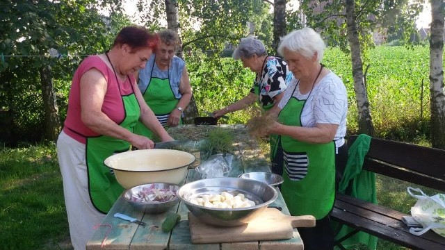 Pierwszy okres działalności KGW Kiełbasin to lata 1966-1990. Po dłuższej przerwie, aktywne panie znów połączyły siły