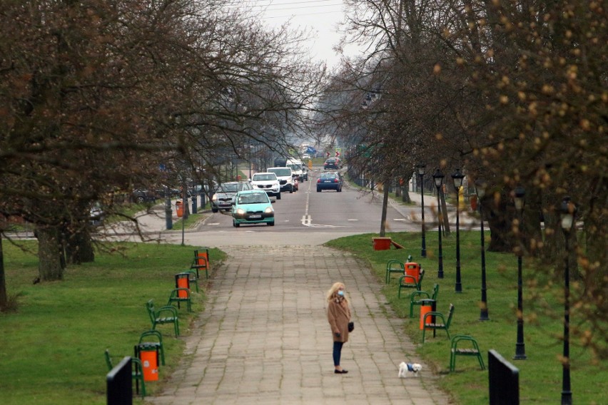 Radzyń Podlaski w pandemicznej odsłonie. Zobacz zdjęcia ze spaceru po mieście