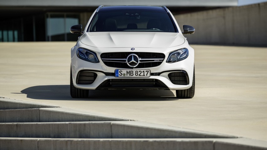 Mercedes-AMG E63 S kombi...