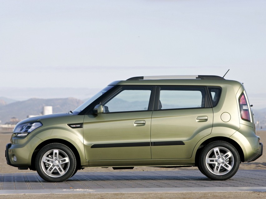 Kia Soul (2008 - 2011)...