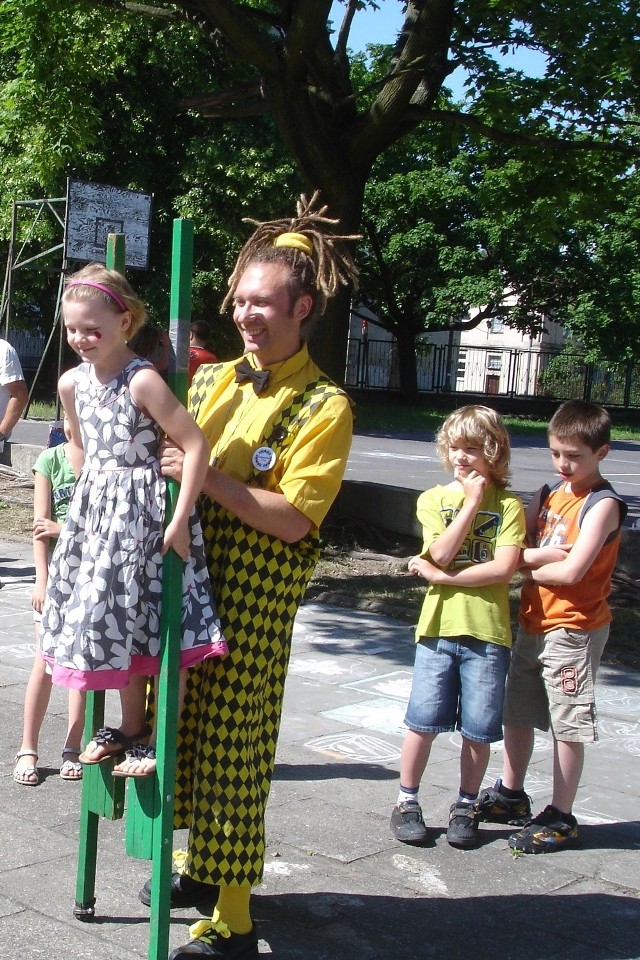 Piknik rodzinny z okazji Dnia Matki i Dnia Dziecka.