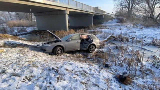 Kolizja pomiędzy miejscowościami Sidzina i Malerzowice Wielkie w powiecie nyskim.