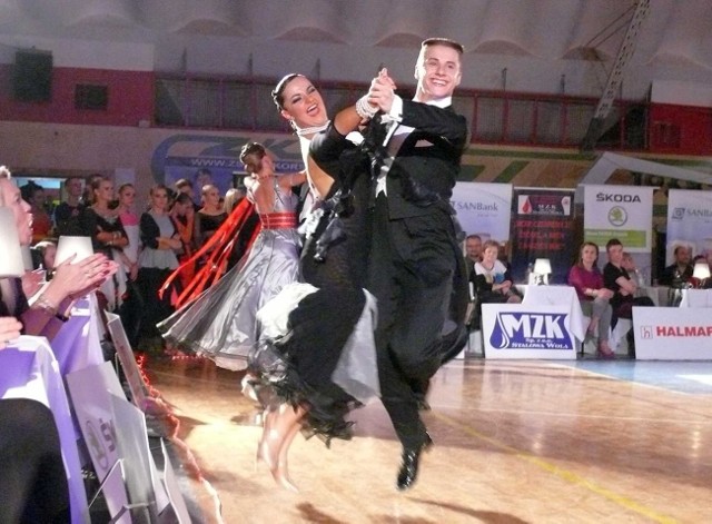 Marcin Wiatrowicz i Izabela Adamiec ze szkoły tańca Merengue &#8211; zdobywcy mistrzowskiej kategorii S.