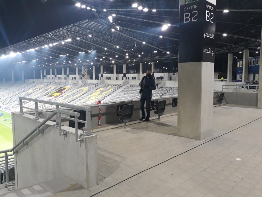 Jak budowali trybunę południową i zachodnią na stadionie...