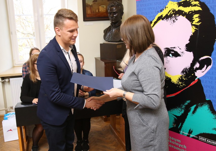Nagrodę otrzymał także Tomasz Kałuża Z Rudek w gminie Nowa...