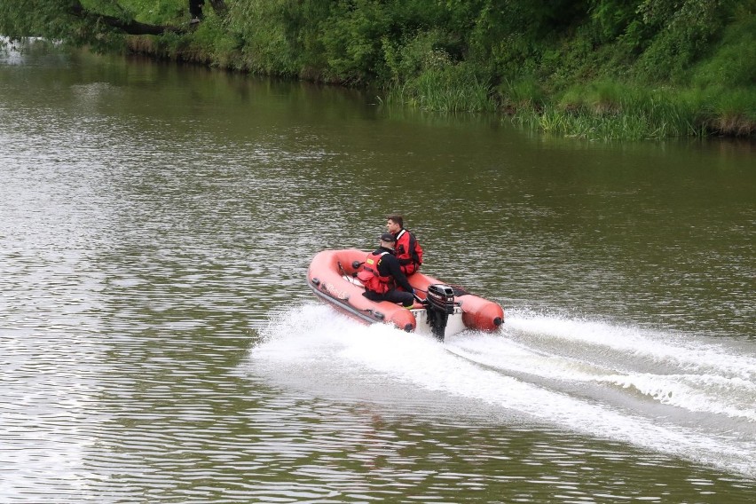 Policja prosi o kontakt wszystkie osoby, które mogą mieć...