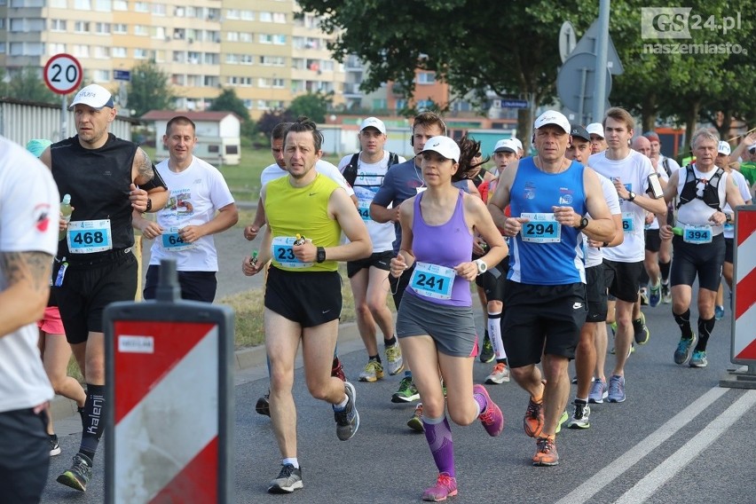 Maraton Szczeciński 2018: pół tysiąca biegaczy! [DUŻO ZDJĘĆ, WIDEO]