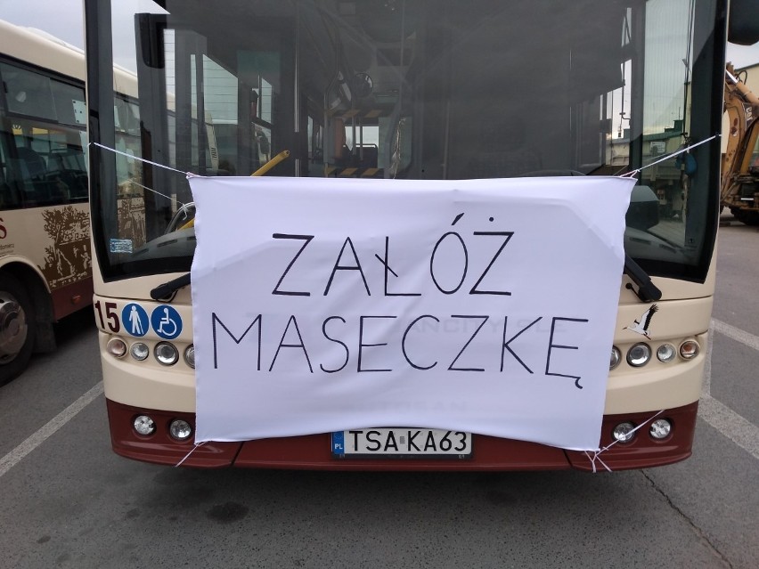 Sandomierskie autobusy miejskiej komunikacji także jeżdżą w...