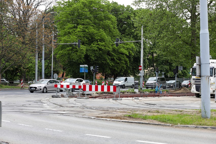 Okolice Placu Rodła w Szczecinie w trakcie przebudowy torów