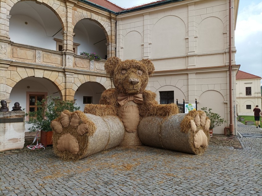 W czasie wycieczki po atrakcjach Pogranicza...