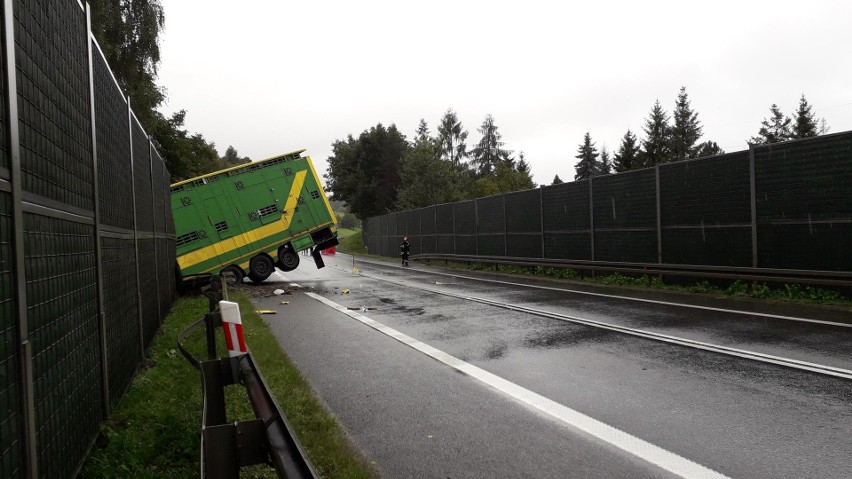 Wypadek w Bochni na DK 94. Nie żyją dwie osoby [ZDJĘCIA, WIDEO]