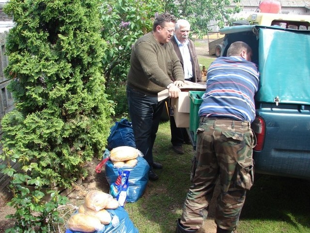 Dary dla powodzian przekazał już między innymi wolontariat Dobre Serce z Grójca.
