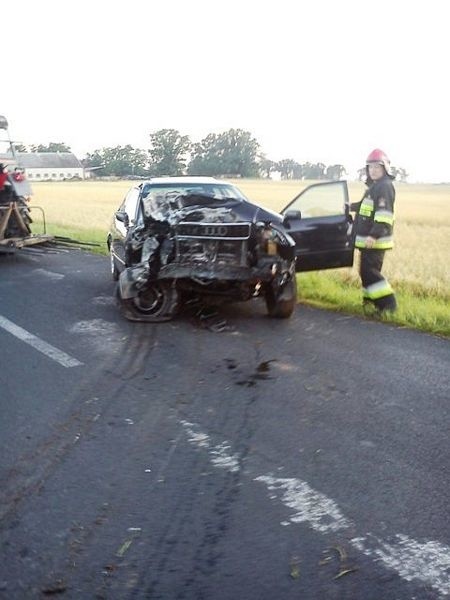 22-latek z powiatu radziejowskiego jadąc swoim audi w...